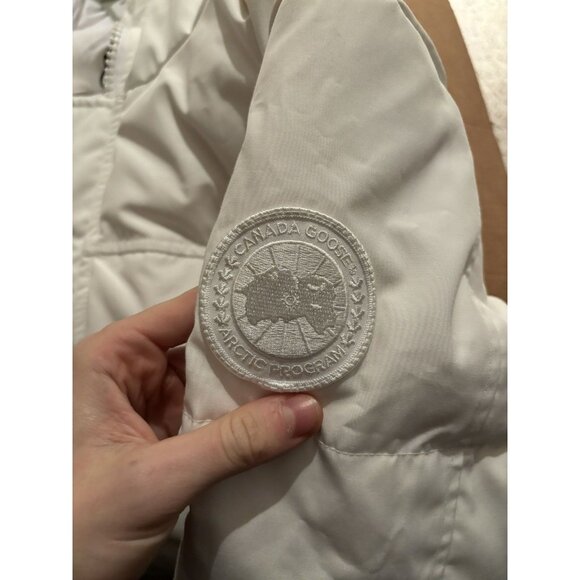 Canada Goose ‘Greige’ Human Nature MacMillan Parka - Picture 5 of 10